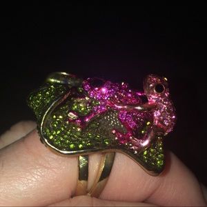 Fun Frog Ring!